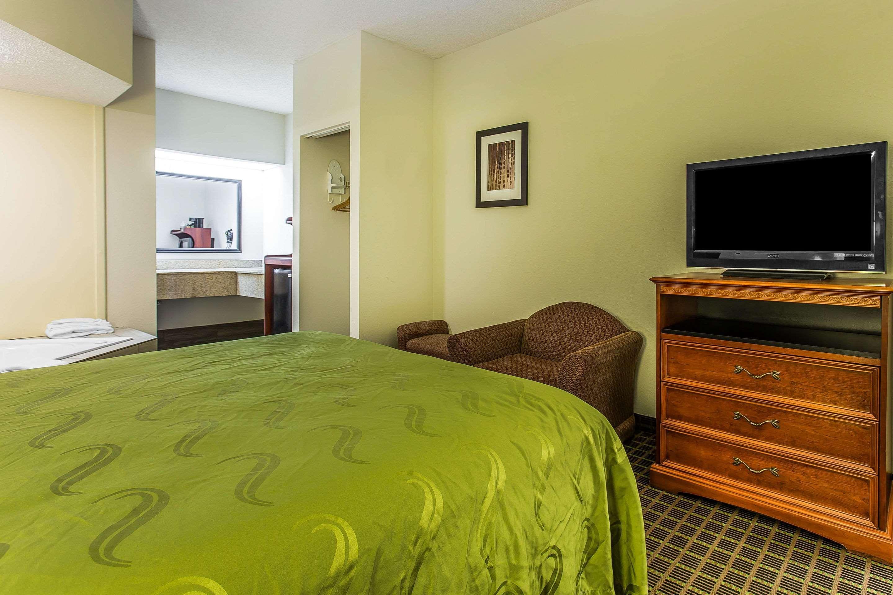 Quality Inn & Suites Orangeburg Εξωτερικό φωτογραφία