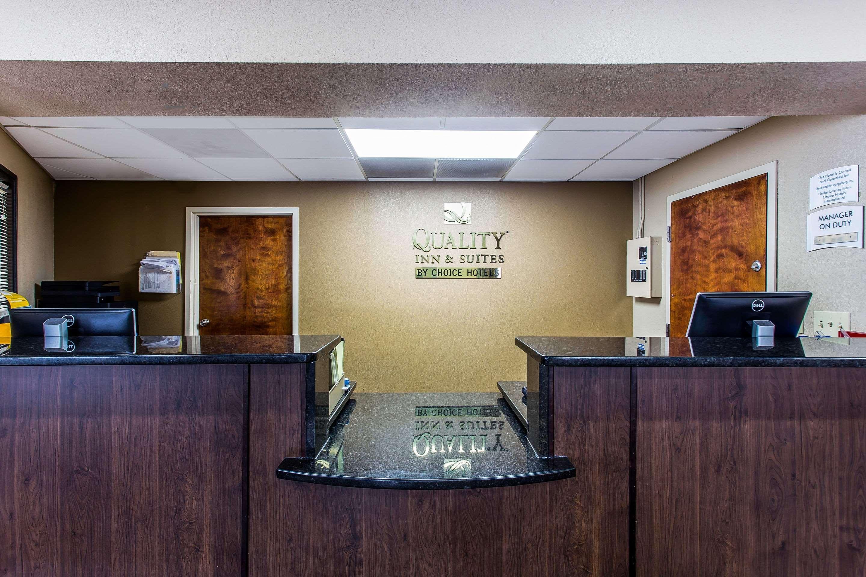 Quality Inn & Suites Orangeburg Εξωτερικό φωτογραφία