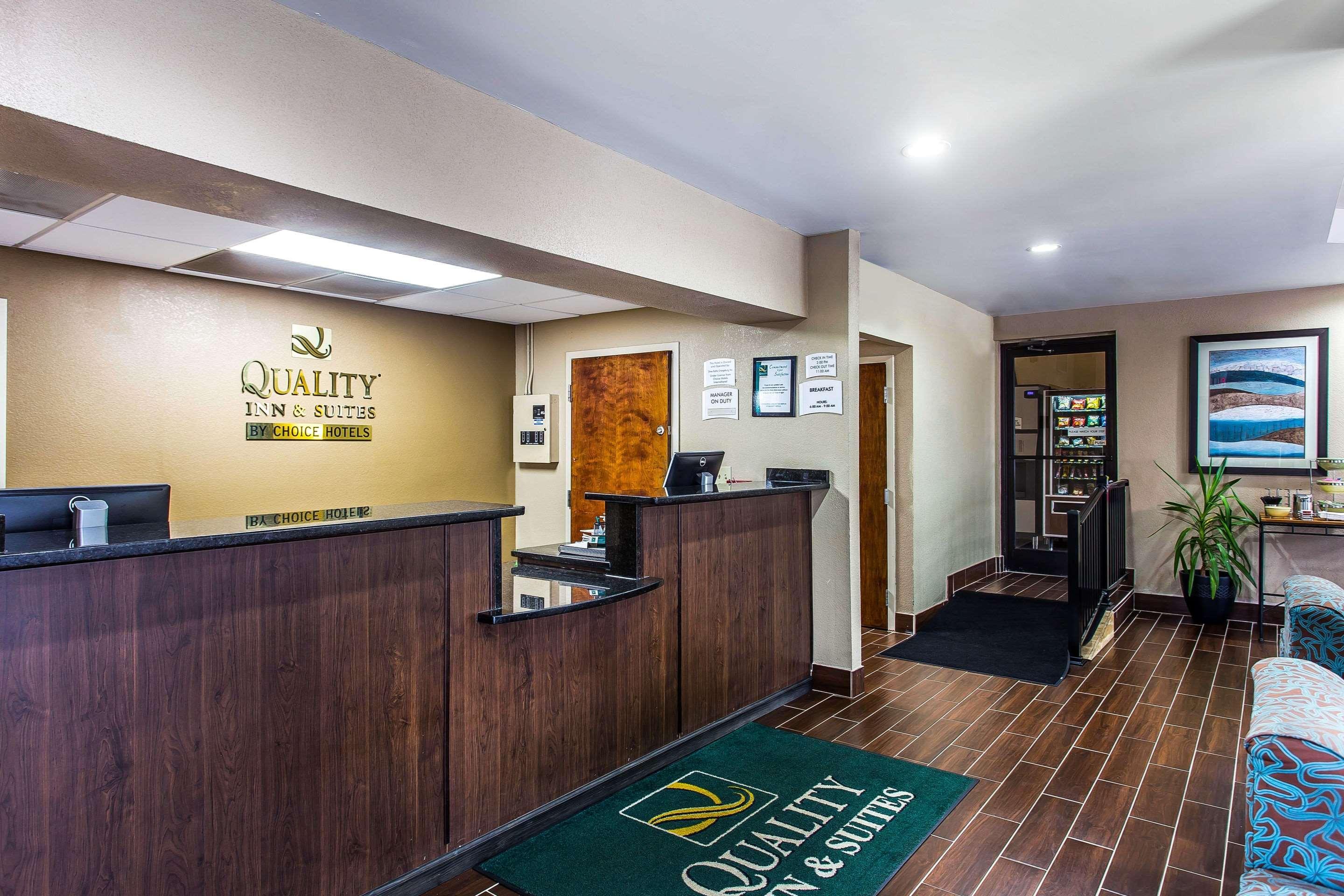 Quality Inn & Suites Orangeburg Εξωτερικό φωτογραφία