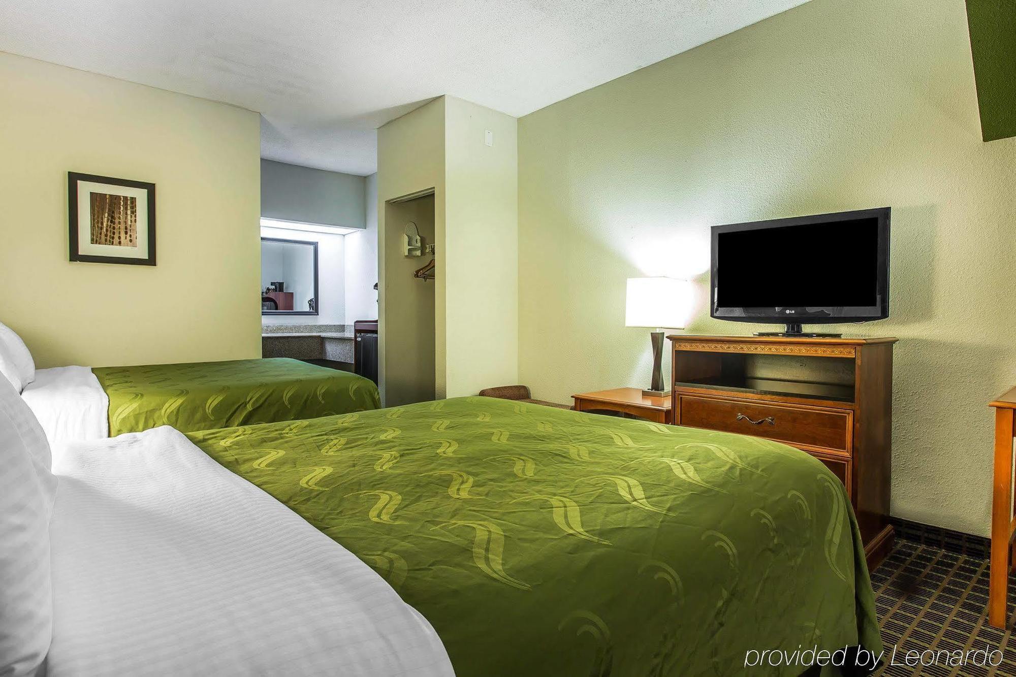 Quality Inn & Suites Orangeburg Εξωτερικό φωτογραφία